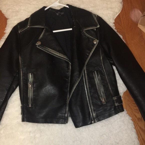 Vintage Leather Jacket - Picture 2 of 8
